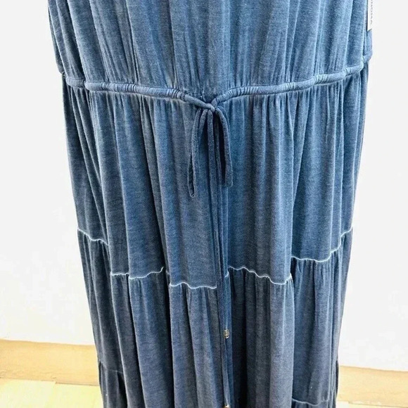 WT SONOMA Women Sleeveless Blue Tie Elastic Waist Scoop Neck Maxi Dress Size 4X - Picture 3 of 11